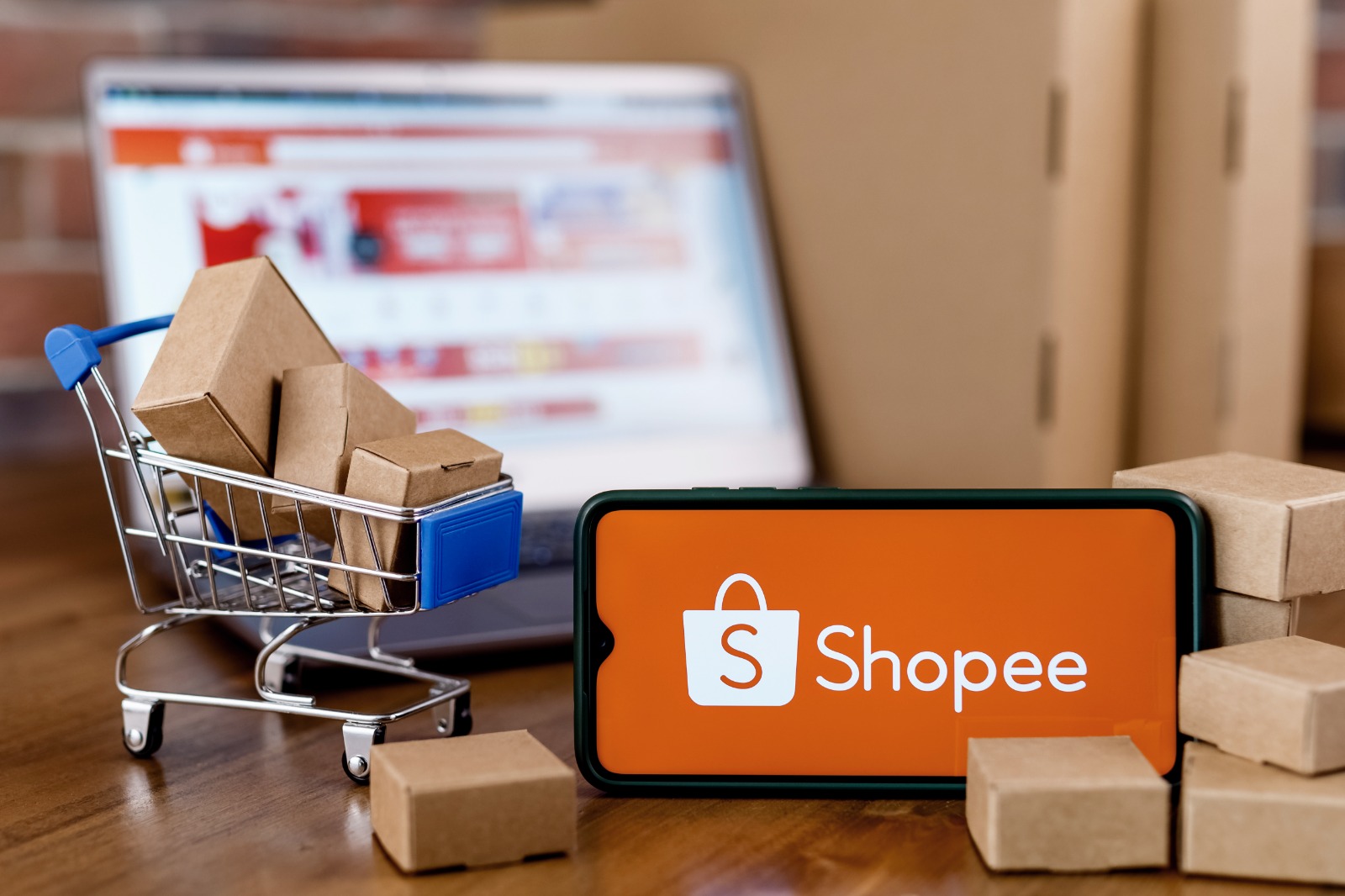 Cara Jadi Admin Shopee Online untuk Pemula, Kerja dari Rumah Tapi Tetap Produktif